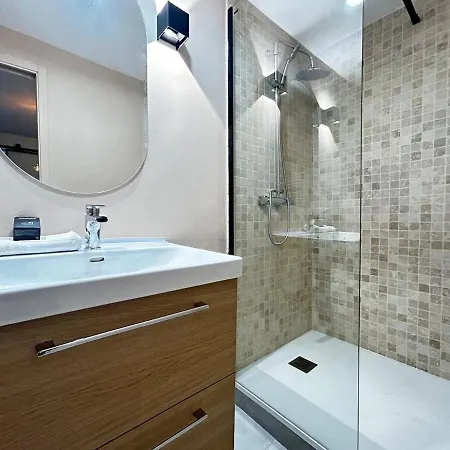 アパート E5 Reton T2 Chic Et Confortable Au Coeur D エペルネー